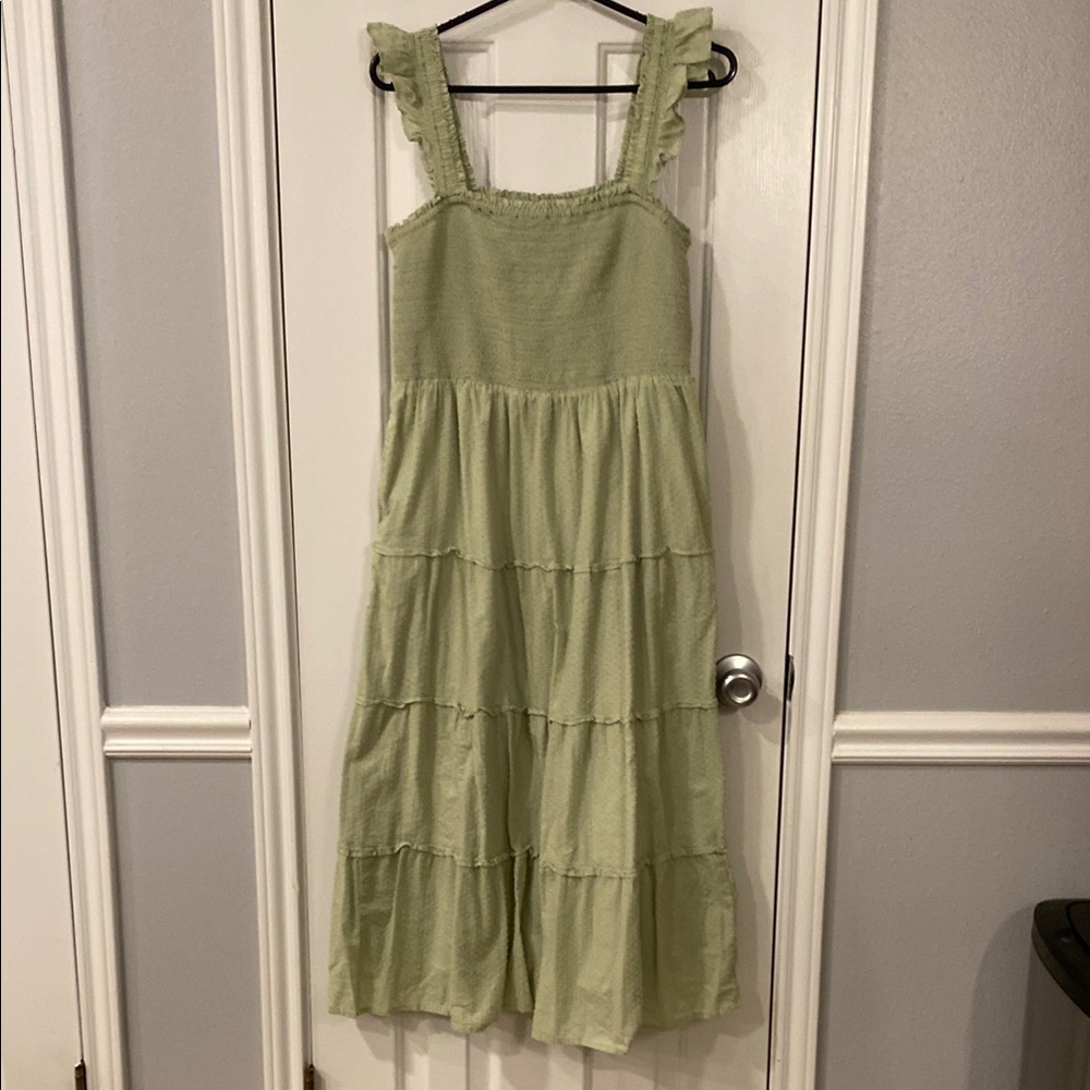 J Crew Tiered Sleeveless Midi Dress 🌸🌿 - Picture 2 of 11